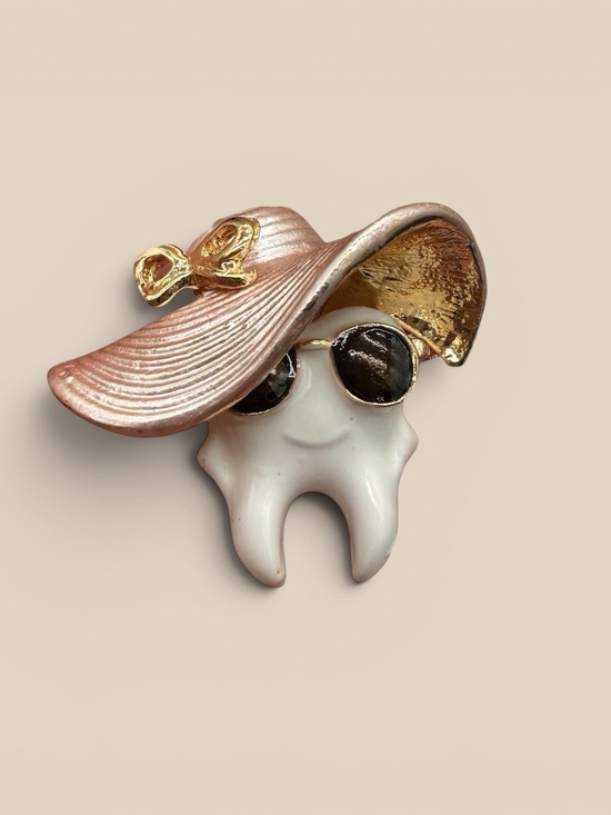 None Jewelry - Tooth Brooch/Pin with Pink Hat and Sunglasses on Gold-Tone